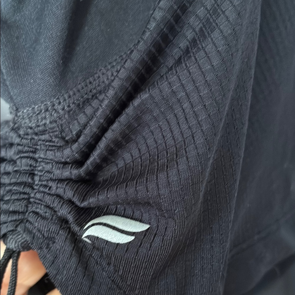 Fabletics Workout Top - Picture 7 of 8
